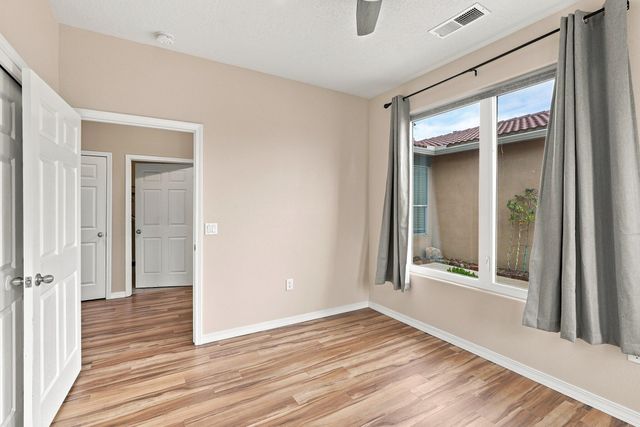 708 3rd Street NE, Rio Rancho, NM 87124