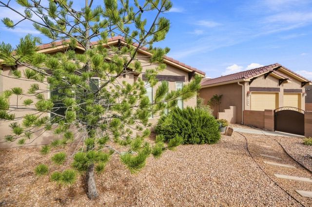 708 3rd Street NE, Rio Rancho, NM 87124