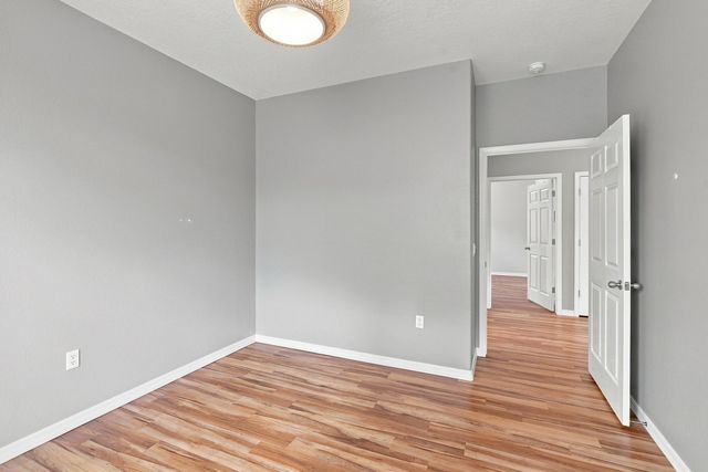 708 3rd Street NE, Rio Rancho, NM 87124
