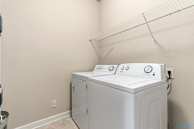 1826 Rushing Wood Drive, Huntsville, AL 35806