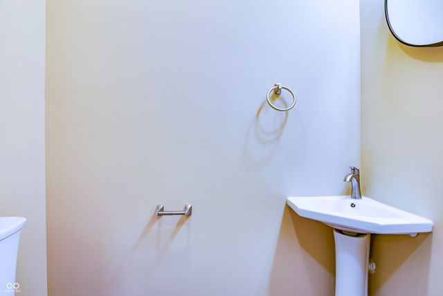 4448 Evanston Avenue, Indianapolis, IN 46205