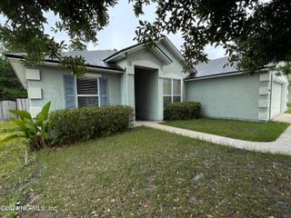 10810 STANTON HILLS Drive E, Jacksonville, FL 32222