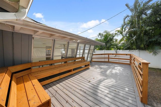 318 COMO STREET, Tampa, FL 33606