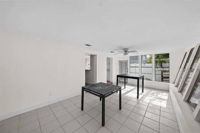 318 COMO STREET, Tampa, FL 33606