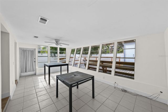 318 COMO STREET, Tampa, FL 33606