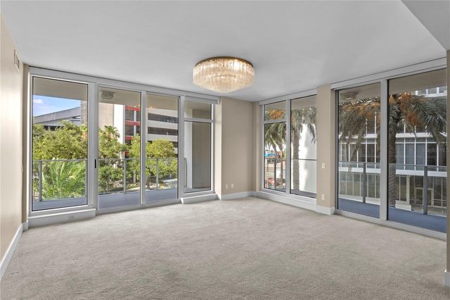 175 1ST STREET S 303, St Petersburg, FL 33701
