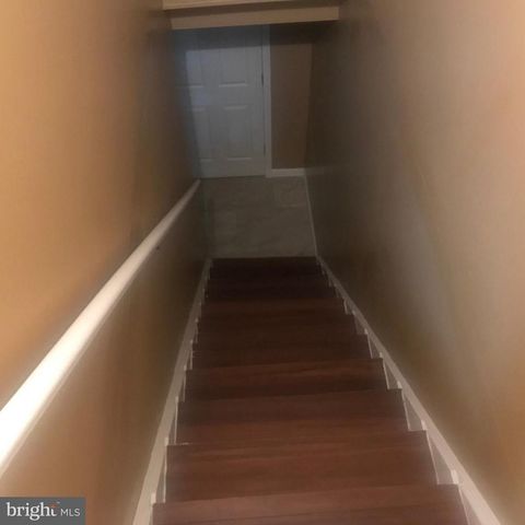 8424 LAZY CREEK CT, Springfield, VA 22153