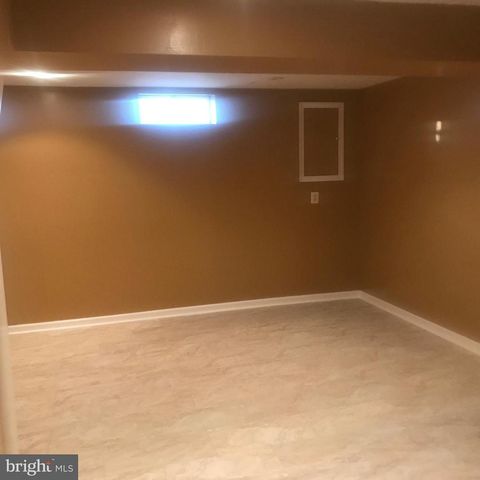 8424 LAZY CREEK CT, Springfield, VA 22153