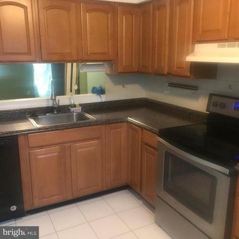 8424 LAZY CREEK CT, Springfield, VA 22153
