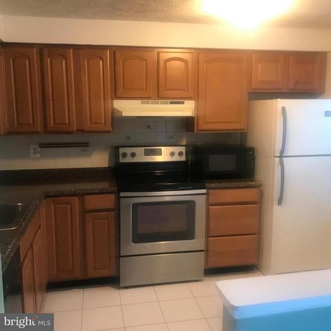 8424 LAZY CREEK CT, Springfield, VA 22153