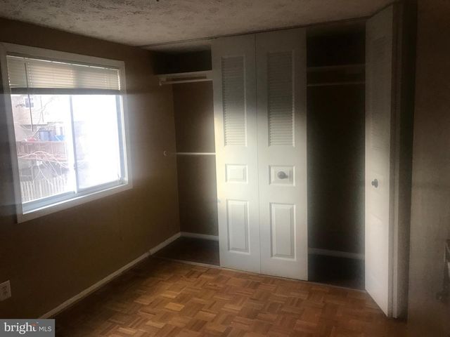 8424 LAZY CREEK CT, Springfield, VA 22153
