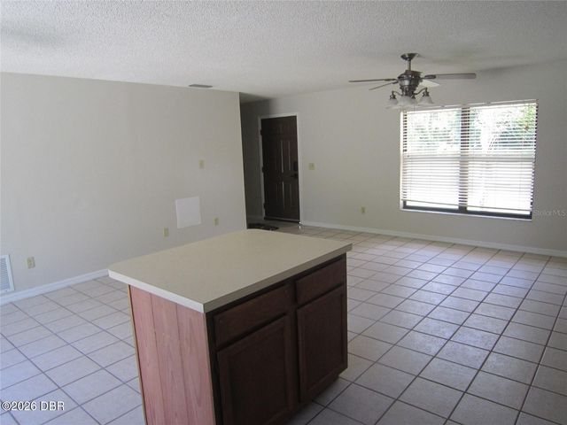 113 W Washington Avenue, Deland, FL 32720