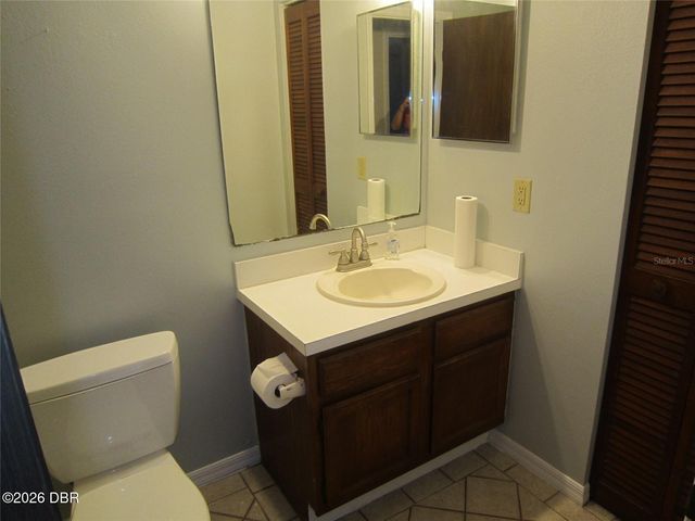 113 W Washington Avenue, Deland, FL 32720