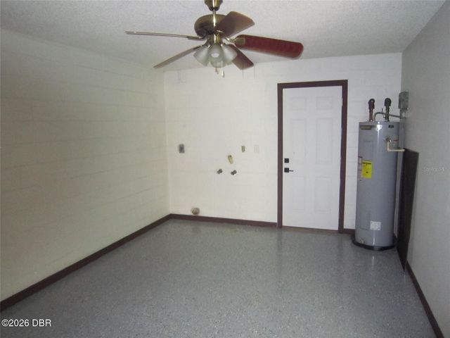 113 W Washington Avenue, Deland, FL 32720