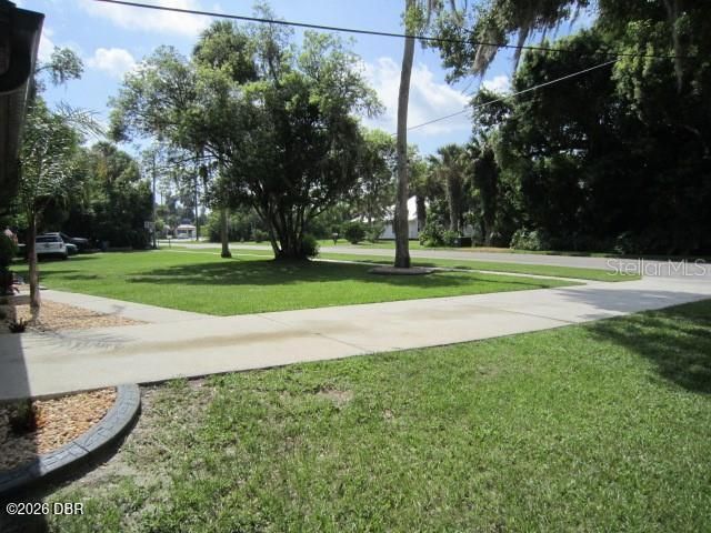 113 W Washington Avenue, Deland, FL 32720