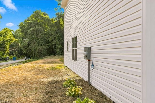 4606 Erin Street, Winston-salem, NC 27105