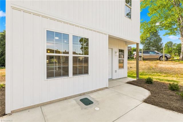 4606 Erin Street, Winston-salem, NC 27105