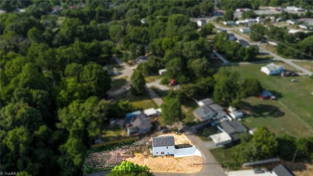 4606 Erin Street, Winston-salem, NC 27105