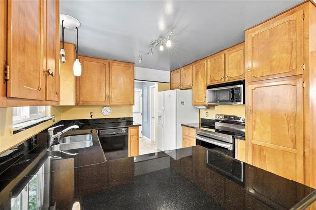 5013 Hillridge Way, Fair Oaks, CA 95628