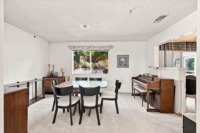 5013 Hillridge Way, Fair Oaks, CA 95628