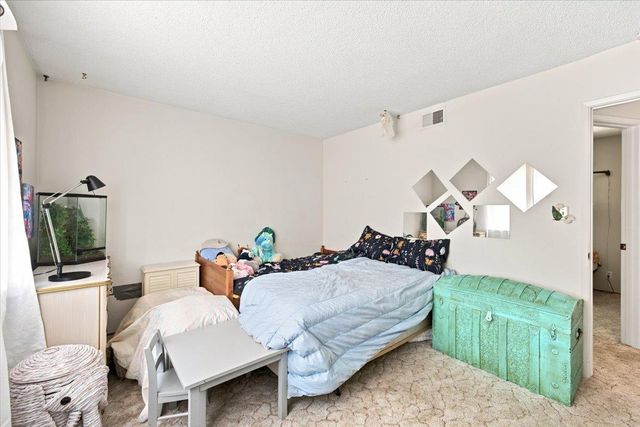 5013 Hillridge Way, Fair Oaks, CA 95628