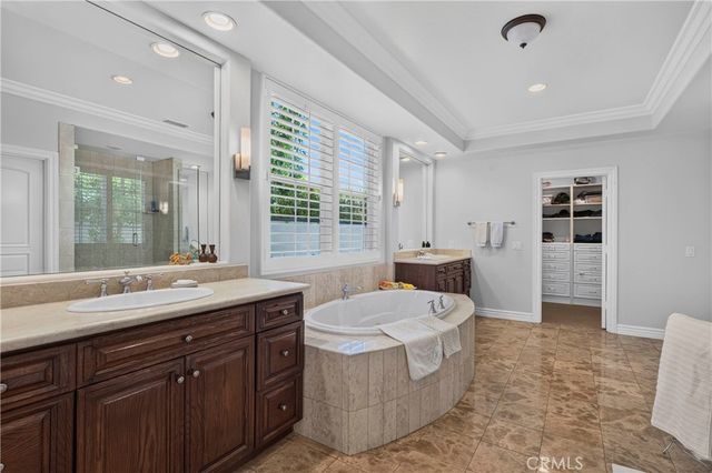 3315 Via Verde Court, Calabasas, CA 91302