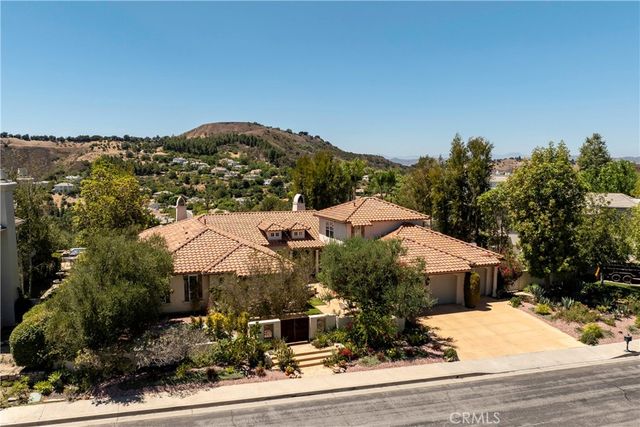 3315 Via Verde Court, Calabasas, CA 91302