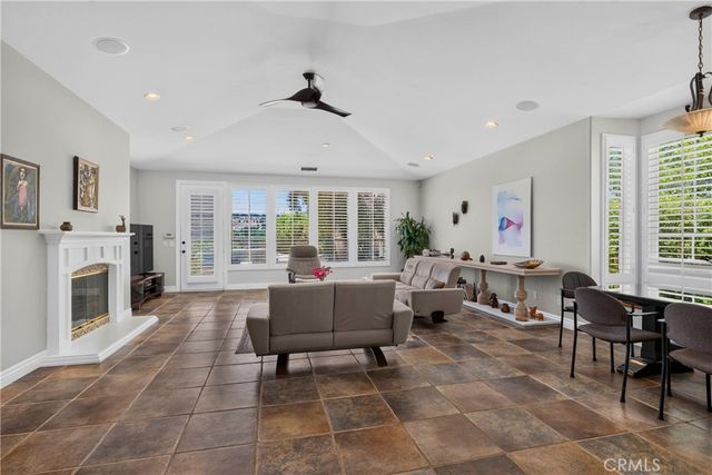 3315 Via Verde Court, Calabasas, CA 91302