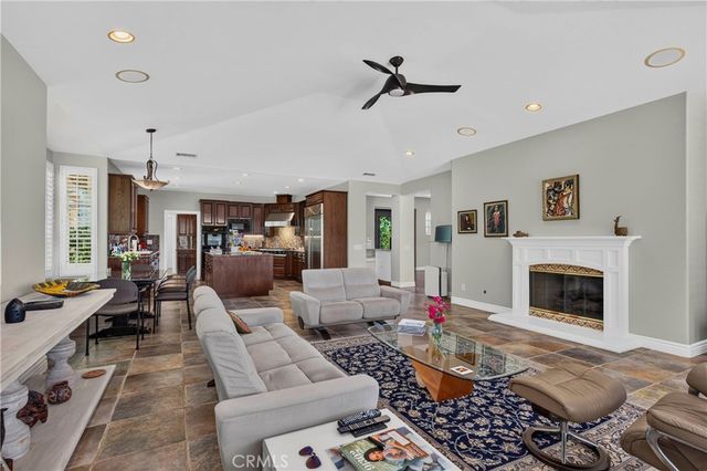 3315 Via Verde Court, Calabasas, CA 91302
