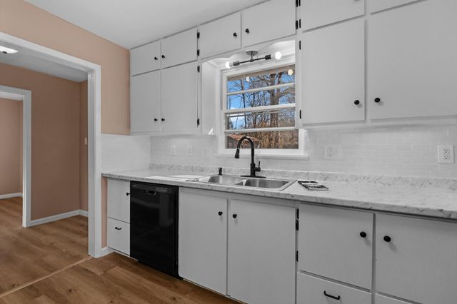 308 Mae Dr, Marshall, TX 75672