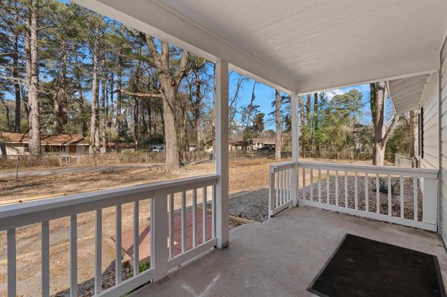 308 Mae Dr, Marshall, TX 75672