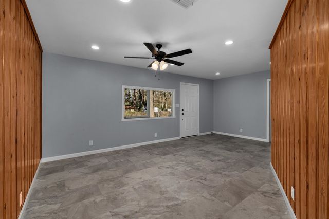 308 Mae Dr, Marshall, TX 75672