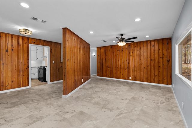 308 Mae Dr, Marshall, TX 75672