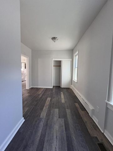 1017 E Pearson STREET, Milwaukee, WI 53202