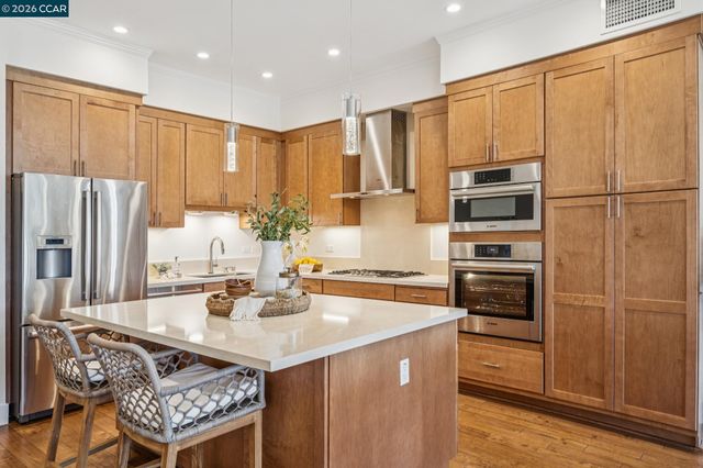 1756 Cole Ave 103, Walnut Creek, CA 94596