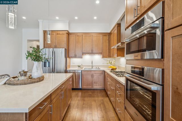 1756 Cole Ave 103, Walnut Creek, CA 94596