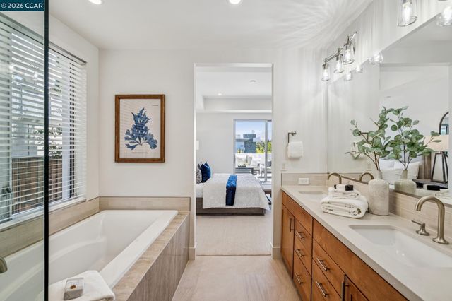 1756 Cole Ave 103, Walnut Creek, CA 94596