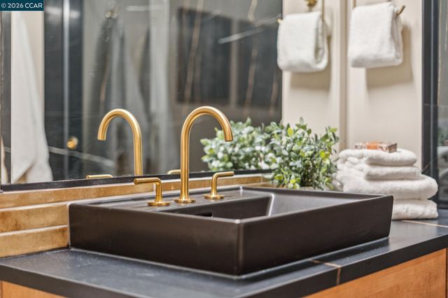 1756 Cole Ave 103, Walnut Creek, CA 94596