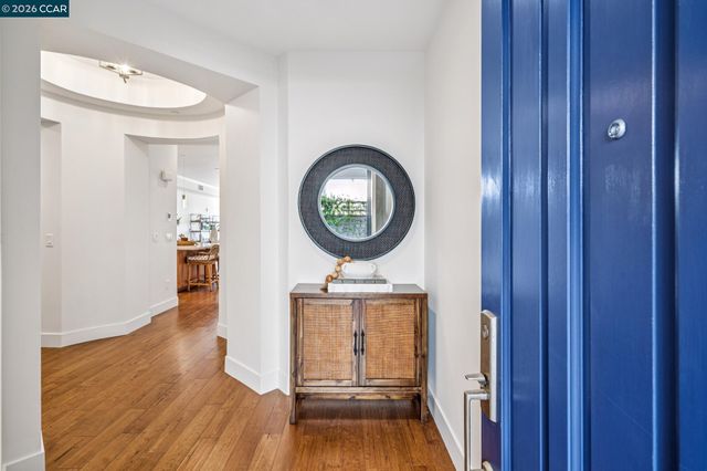 1756 Cole Ave 103, Walnut Creek, CA 94596