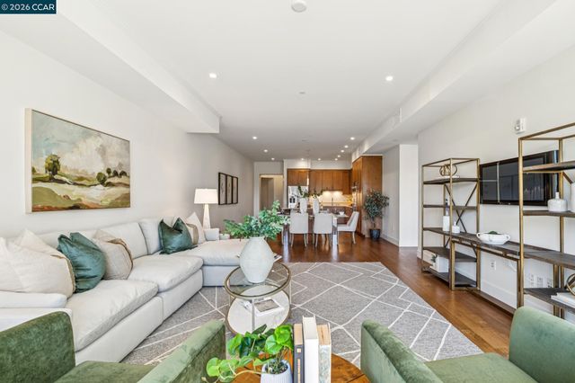 1756 Cole Ave 103, Walnut Creek, CA 94596