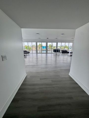 3113 S OCEAN Drive 209, Hallandale Beach, FL 33009