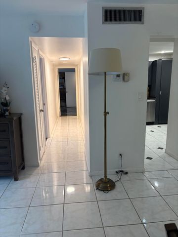 3113 S OCEAN Drive 209, Hallandale Beach, FL 33009