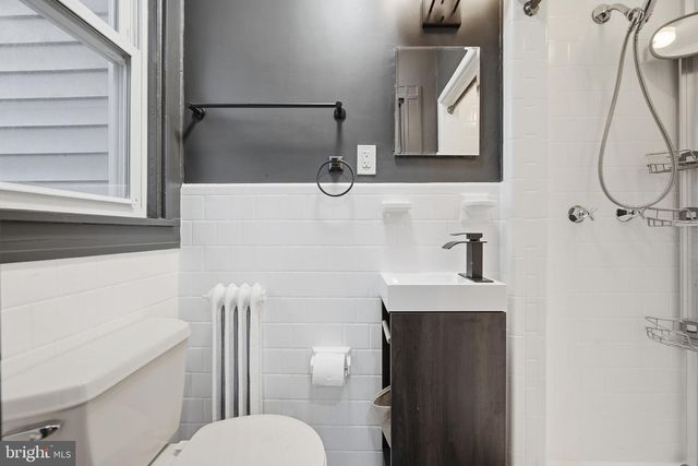 3300 CARLISLE AVE, Baltimore, MD 21216