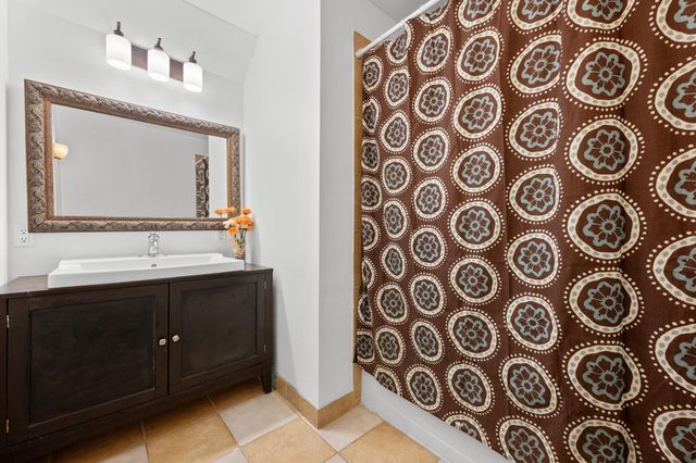 6 Basswood CIR, Wimberley, TX 78676