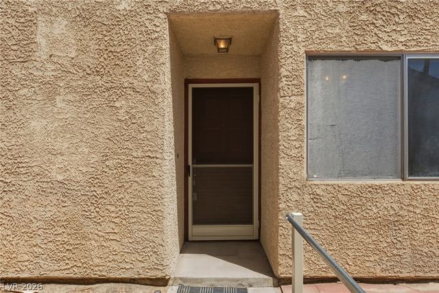 4645 Four Leaf Clover Drive, Las Vegas, NV 89122