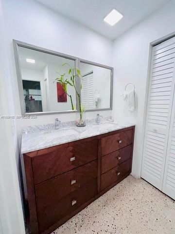 800 NW 29th Ter, Miami, FL 33127