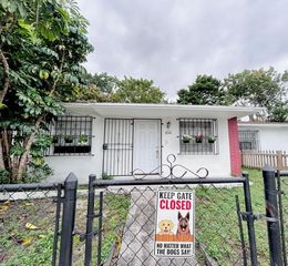 800 NW 29th Ter, Miami, FL 33127