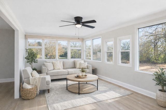 1 Richbourg Ct Court, Greenville, SC 29615