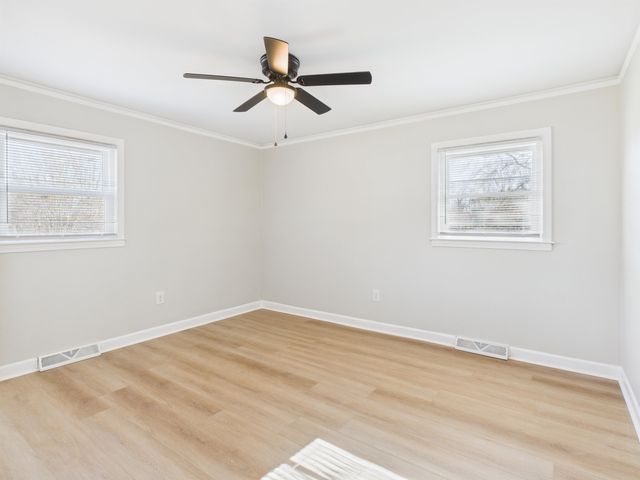 1 Richbourg Ct Court, Greenville, SC 29615