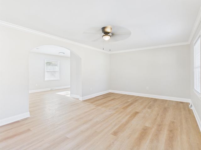 1 Richbourg Ct Court, Greenville, SC 29615